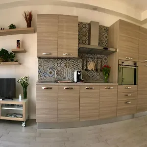 https://locchi-suite-careggi-meyer-tramvia-a-due-passi.it-tuscanyhotel.com
